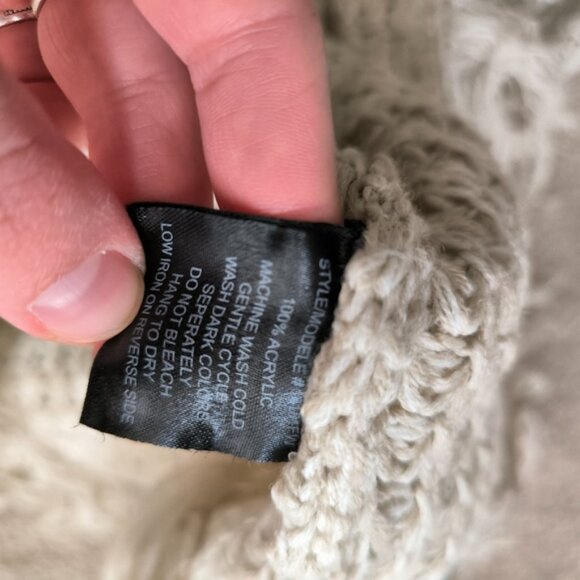 INC Bohemian Gypsy Hippie Cozy Cabin Fringe Southwestern Western Poncho OS - Picture 6 of 7